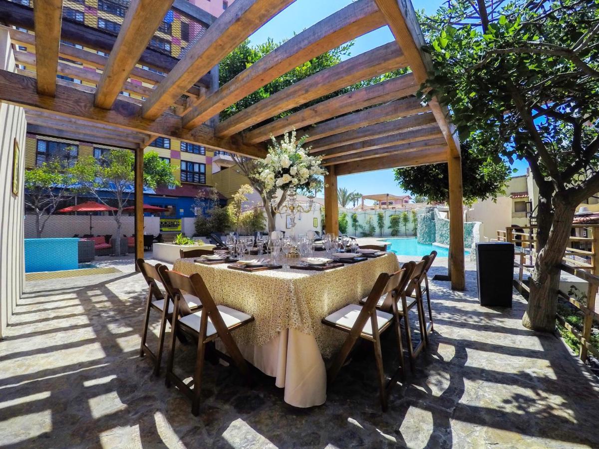 Hotel Festival Plaza Playas Rosarito Bagian luar foto